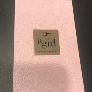 IT cosmetics Beauty Book